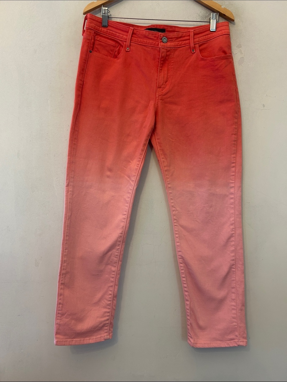 Levi’s Orange Ombre Midrise skinny jeans Size 12 EUC